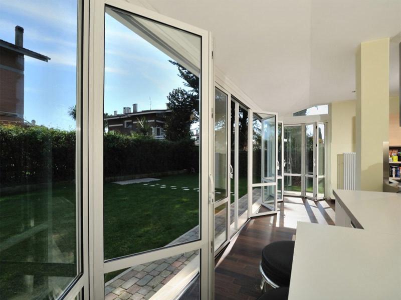 SUNROOM Складное алюминиевое окно Vetrate per esterni pieghevoli sun-id-1352845 - Вид №1