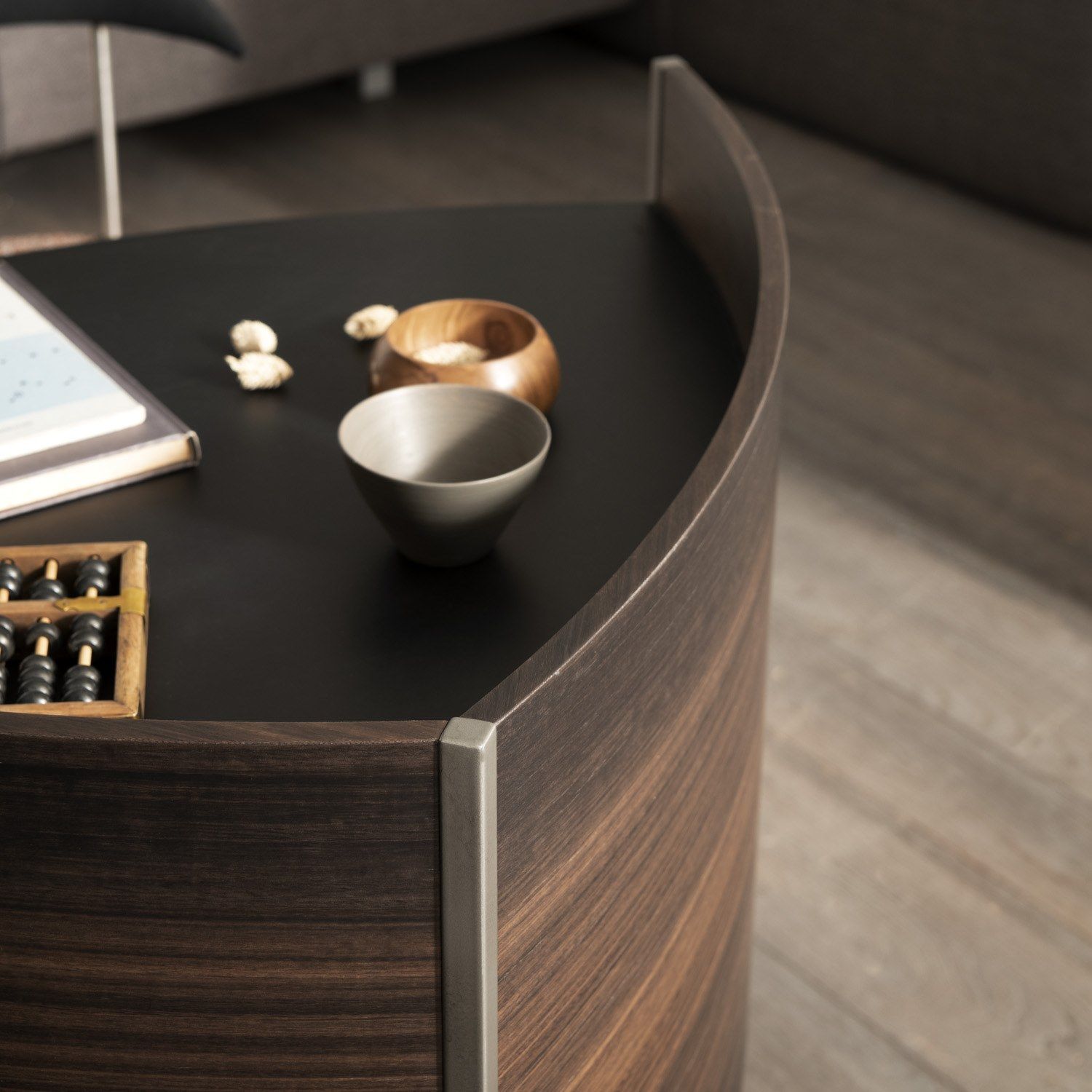 Письменный стол из искусственной кожи для ПК с откидными дверцами ESTEL GROUP BLOOM ARCH-00060599 - Вид №2