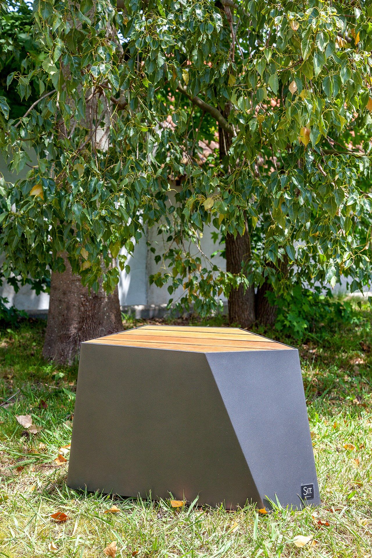 Наружное сиденье из железа и дерева SIT Skew ARCH-00116221 - Вид №1