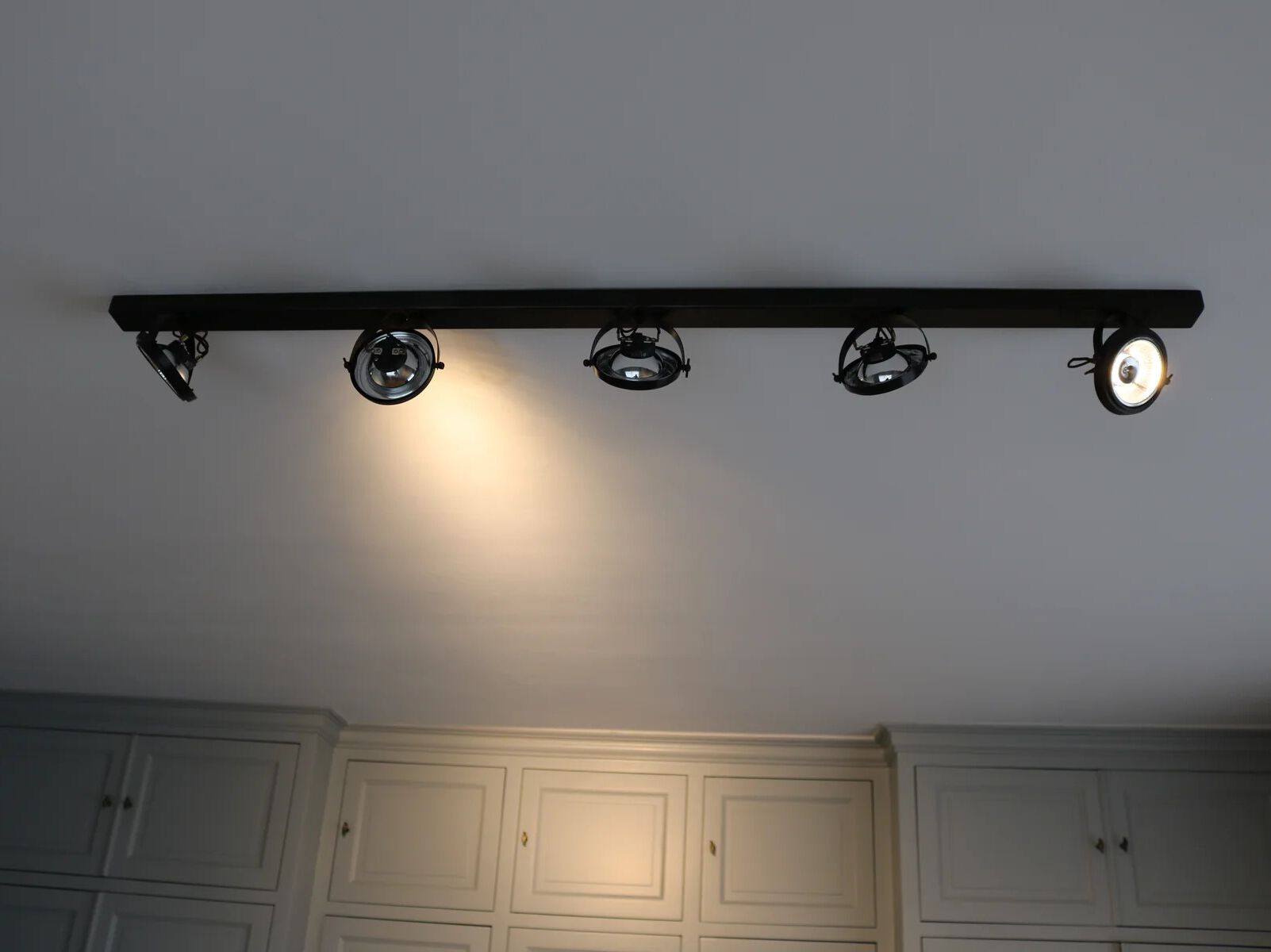 Латунь несколько регулируемых прожектор Authentage Lighting Centonze ARCH-00132404 - Вид №1