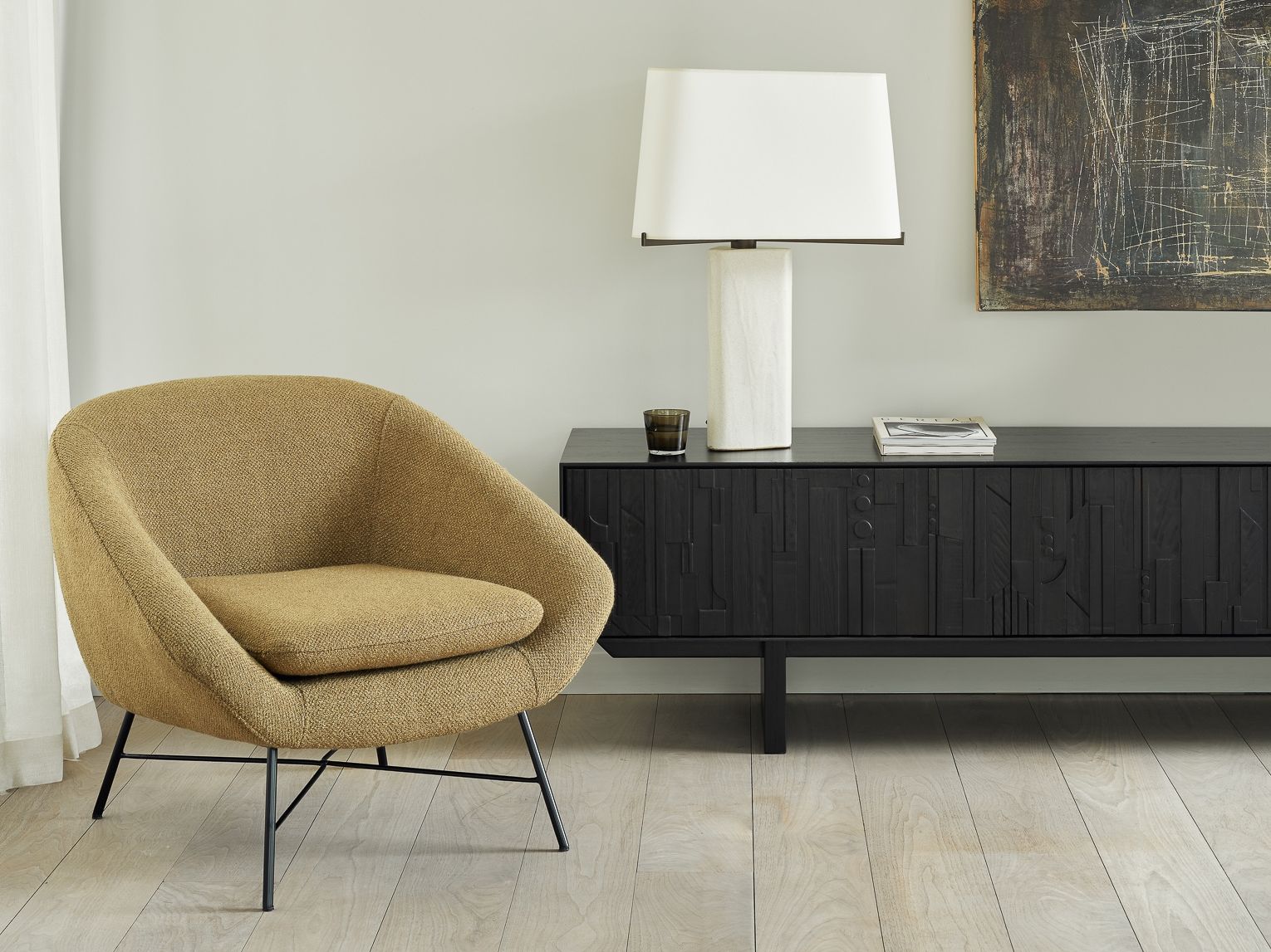 Тканевое кресло с подлокотниками Ethnicraft Барроу ARCH-00012315 - Вид №4