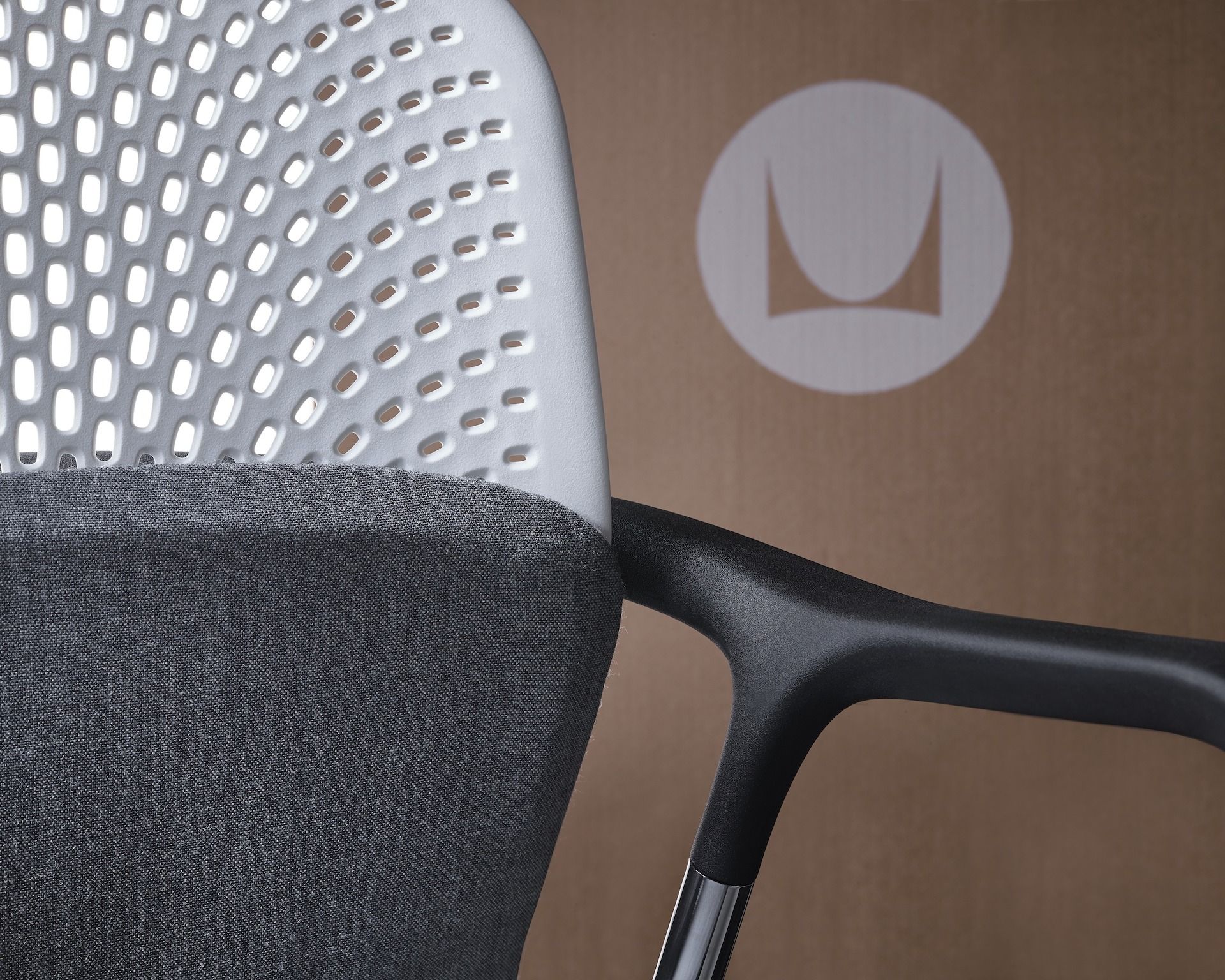 Штабелируемый стул с подлокотниками Herman Miller Keyn ARCH-00145587 - Вид №38