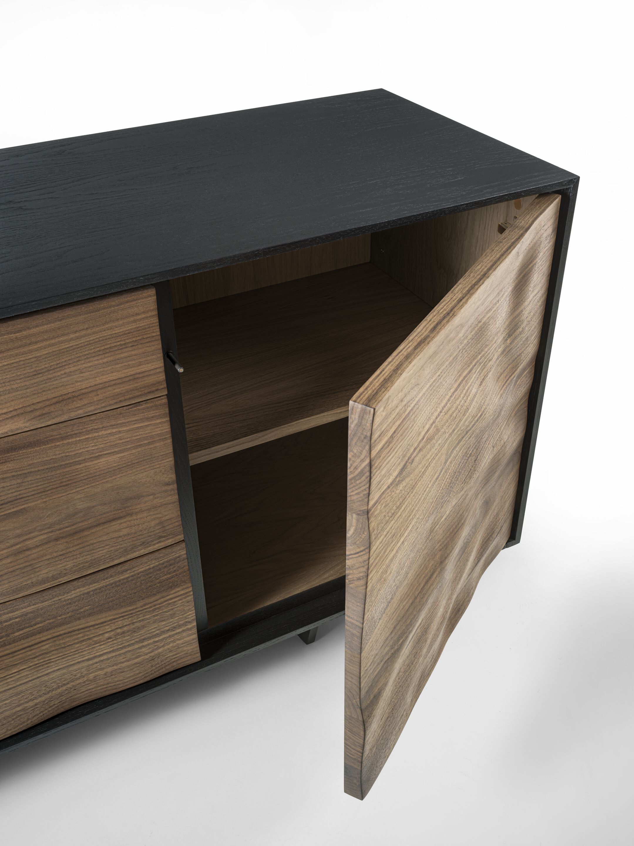 Шкаф из массива дерева с распашными дверцами и ящиками Riva 1920 Move ARCH-00034023 - Вид №3