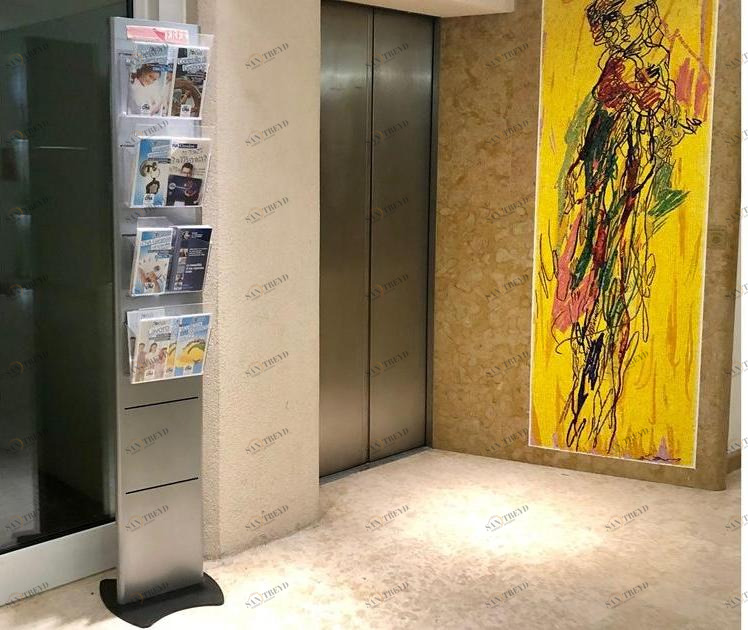 STUDIO T Напольная односторонняя подставка для брошюр  1003008 