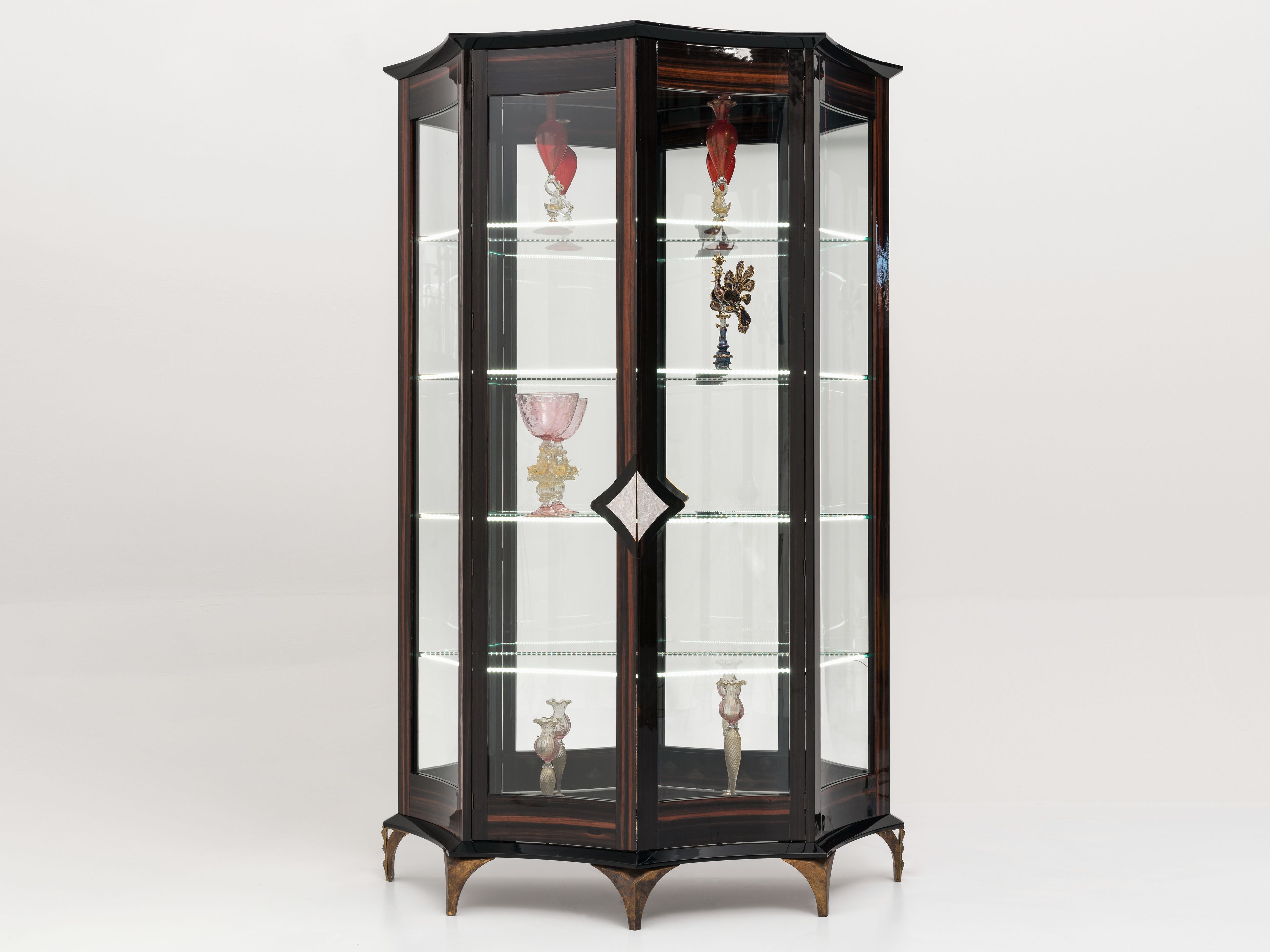 Витрина из дерева и стекла со встроенным освещением Mantellassi 1926 Ermes ARCH-00037469 - Вид №1