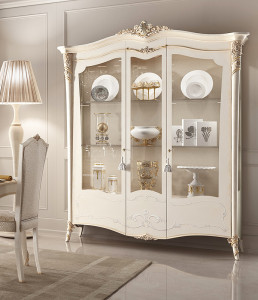 Витрина  ANTONELLI MORAVIO 1015