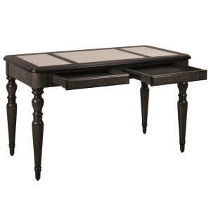 Деревянный стол с ящиками