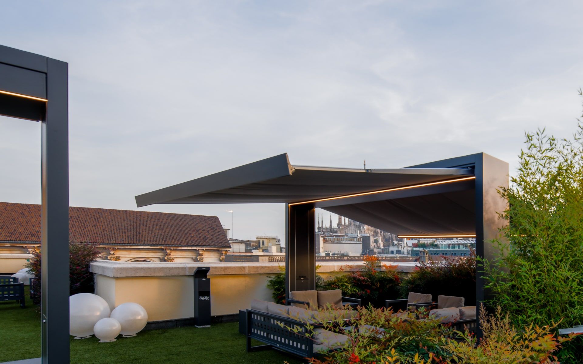 Самонесущий моторизованный козырек от солнца UNOSIDER GATE SHADE ARCH-00152562 - Вид №21