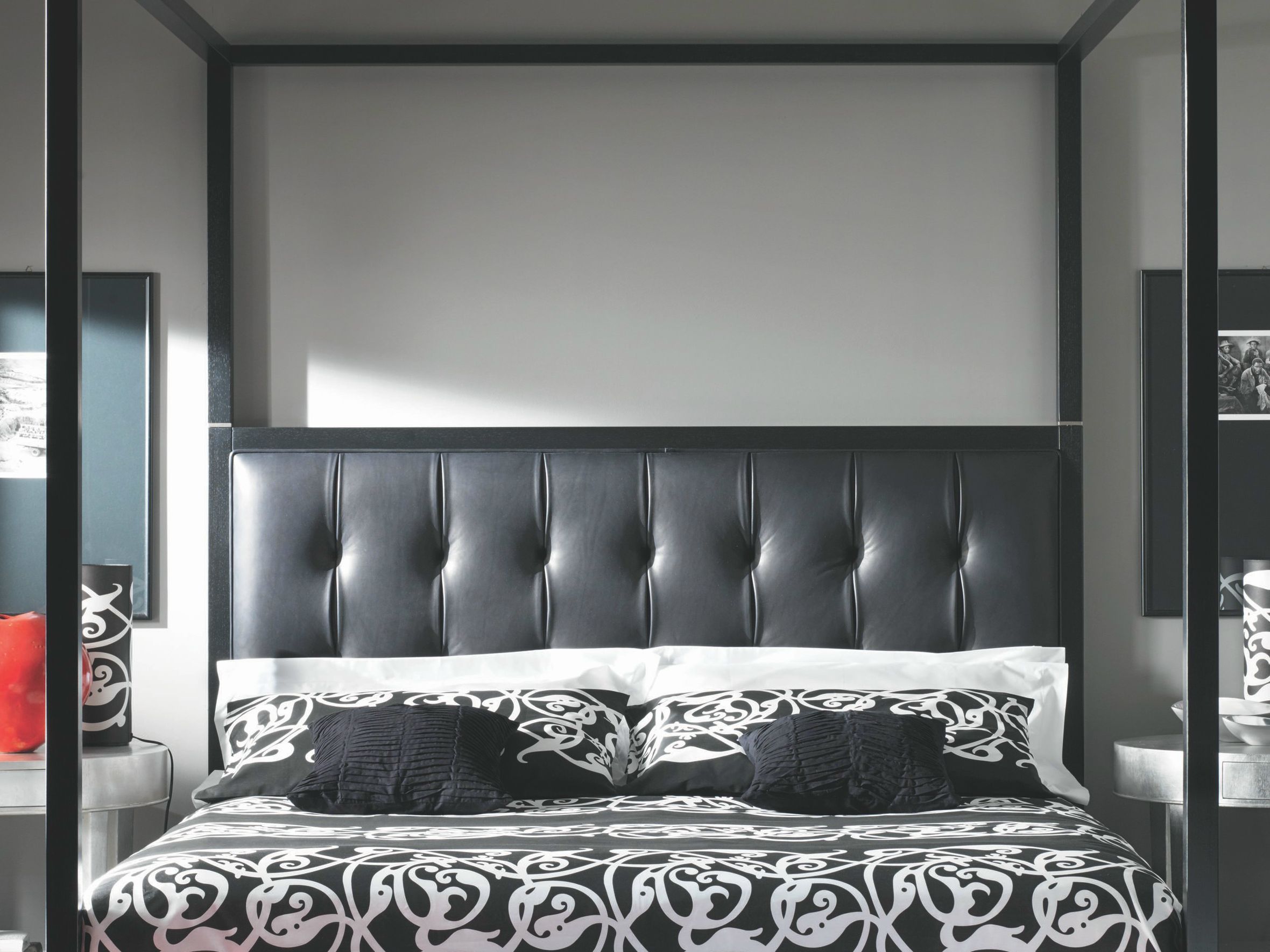 Кровать с балдахином с мягким изголовьем L'Origine Zeno ARCH-00141790 - Вид №2