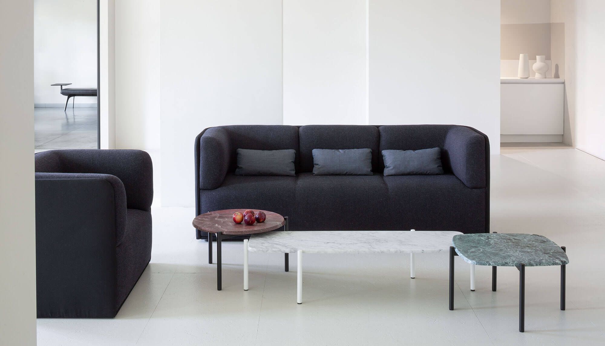 Низкий прямоугольный журнальный столик из каррарского мрамора True Design Blade Coffee ARCH-00067131 - Вид №4