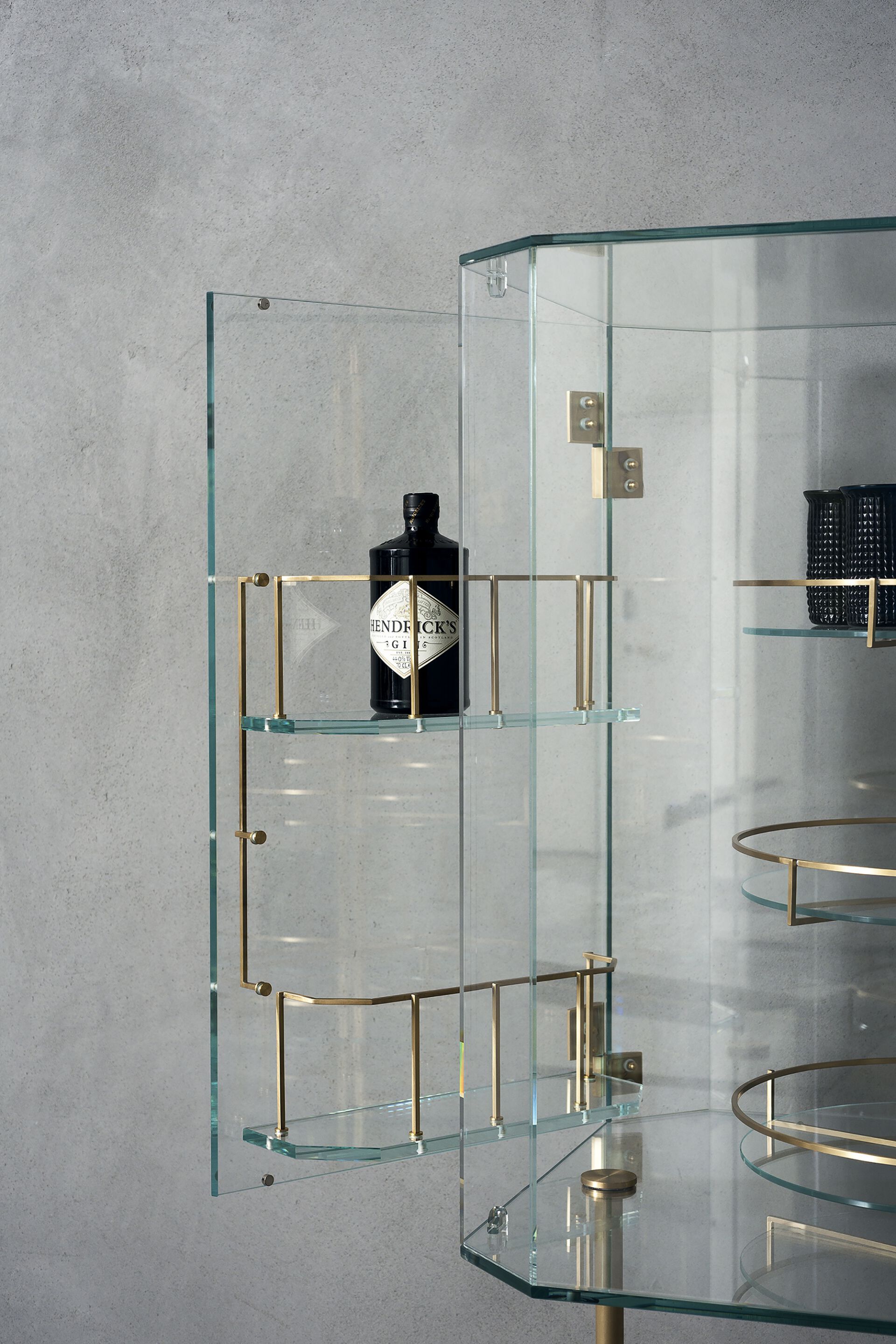 Стеклянный барный шкаф Baxter FLOAT ARCH-00009628 - Вид №1