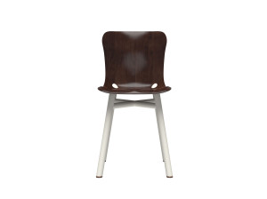 Деревянный стул