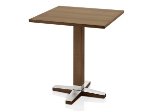 Деревянный квадратный стол