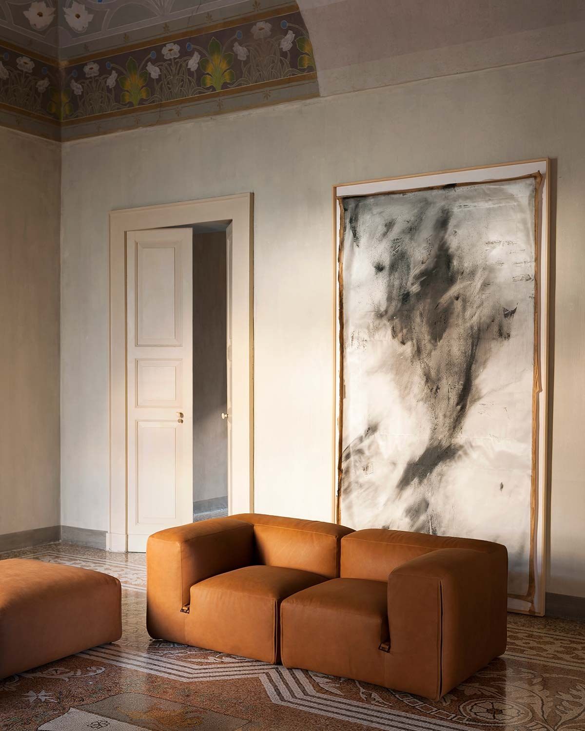 Кожаный модульный диван Tacchini Le Mura ARCH-00017013 - Вид №8