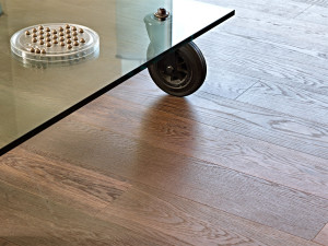 Биосовместимый трехслойный деревянный пол