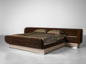 Двуспальная кровать из ткани со встроенными тумбочками