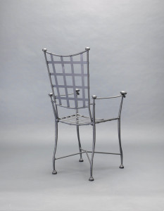 Садовый стул из нержавеющей стали с подлокотниками