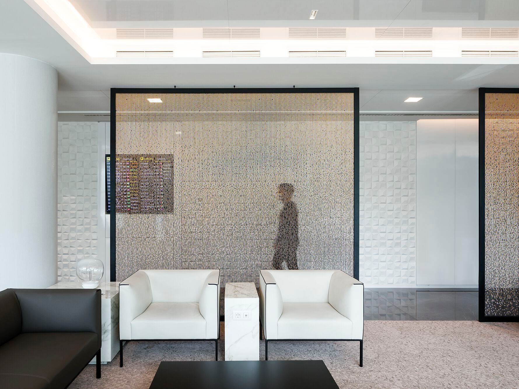 Алюминиевая перегородка Kriskadecor PAU CASALIS VIP LOUNGE ARCH-00114623