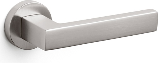 M195_IS Дверная ручка PLANET OLIVARI 