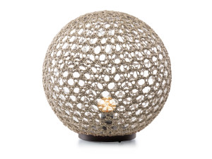 Напольная лампа из полиэтилена