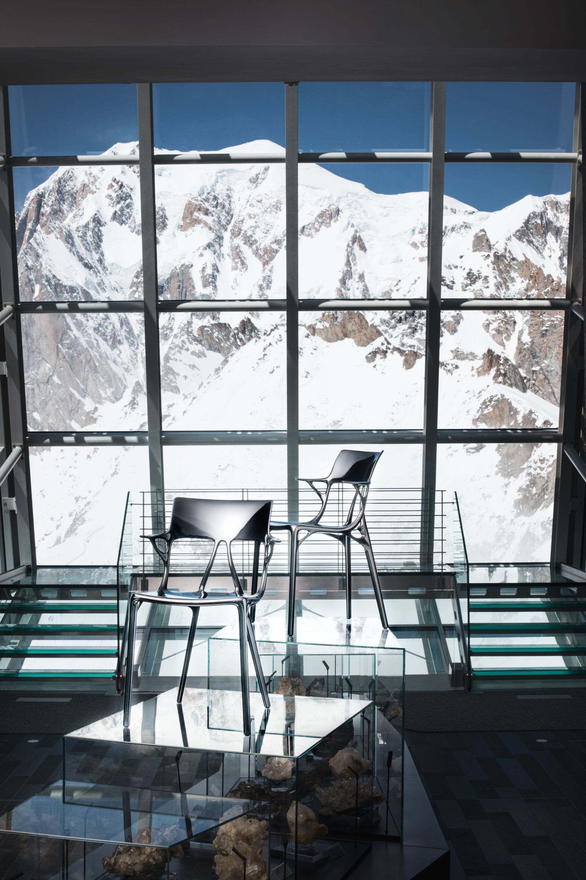 Стул из переработанного инженерного пластика с подлокотниками Kartell A. I ARCH-00030054 - Вид №2