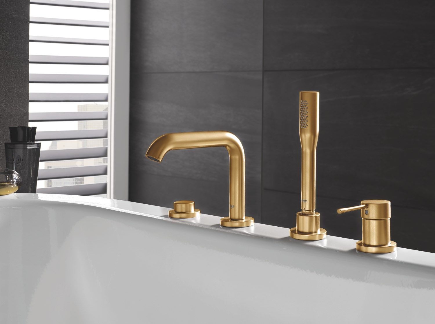 Набор для ванны с 4 отверстиями и ручным душем Grohe Essence New ARCH-00141512 - Вид №10