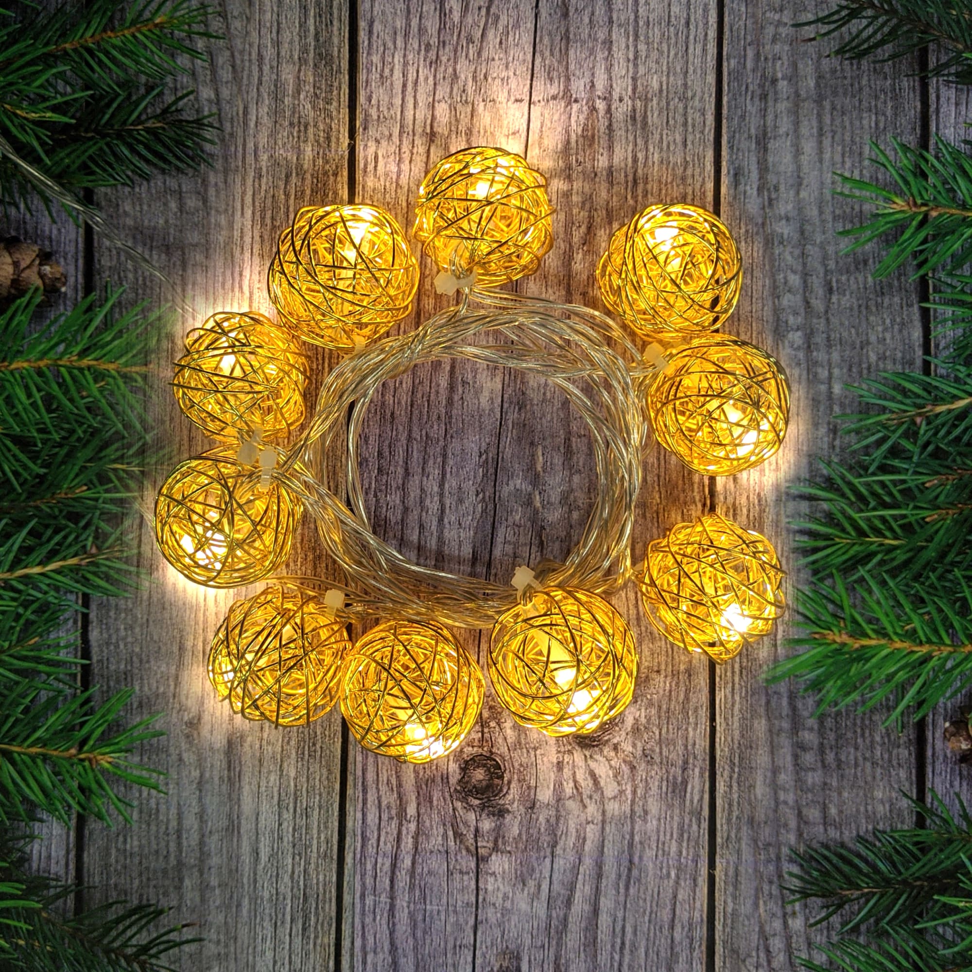 82309523 Электрогирлянда комнатная нить «Металлические шарики» 2 м 10 LED телпый белый на батарейках Santreyd  - Вид №2