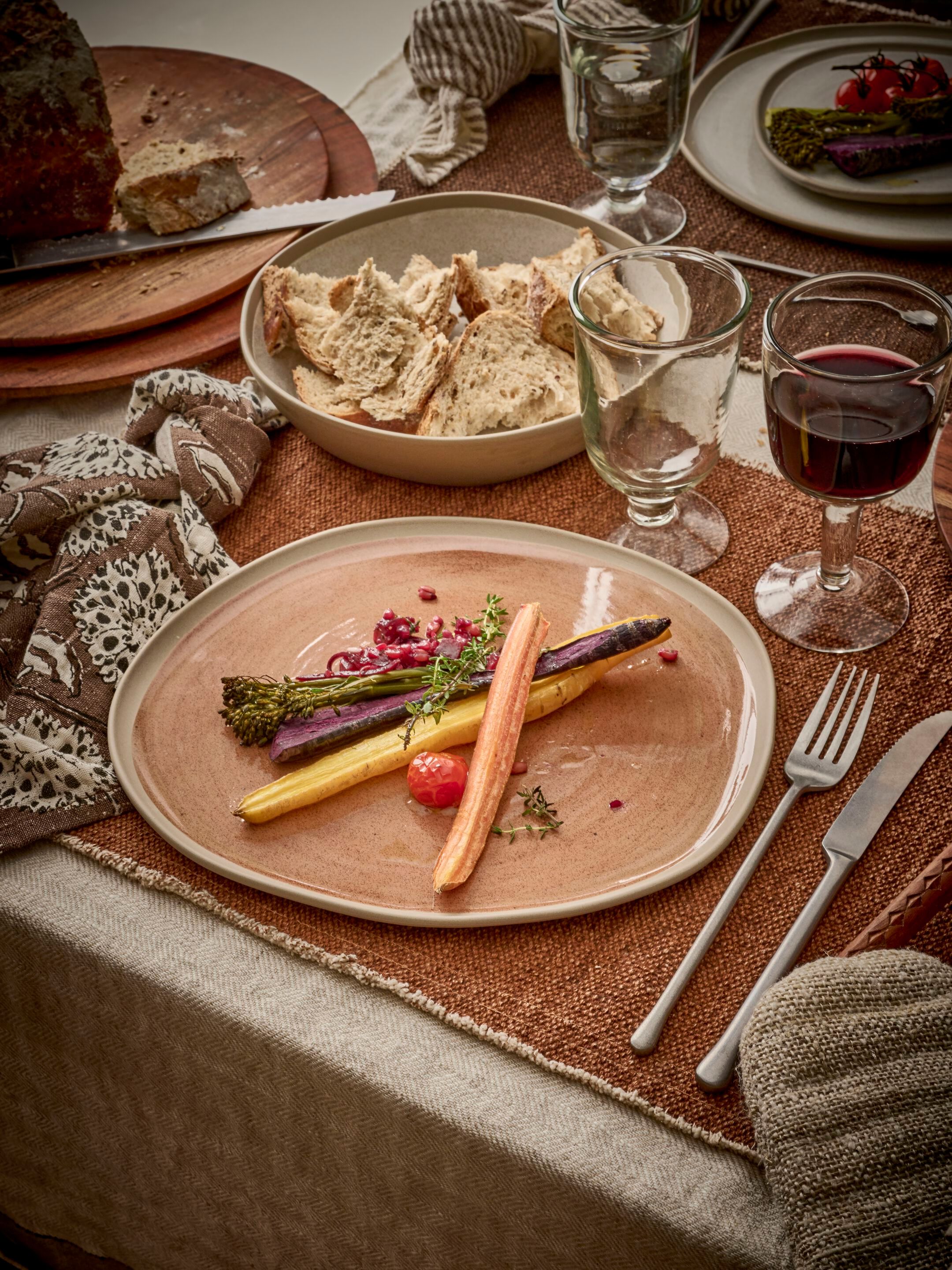 Фарфоровая круглая плоская тарелка POMAX Primeval ARCH-00153071 - Вид №8