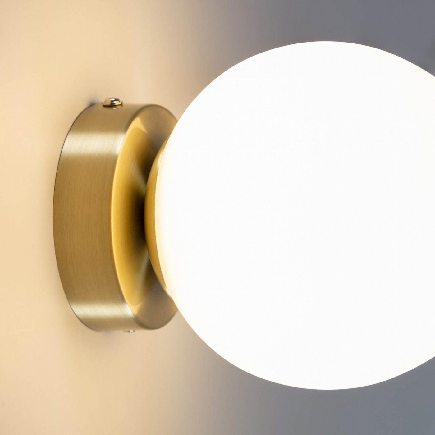 088499 Бра металл латунь La Forma Mahala 