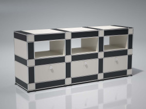 Стальная решетка с откидной створкой