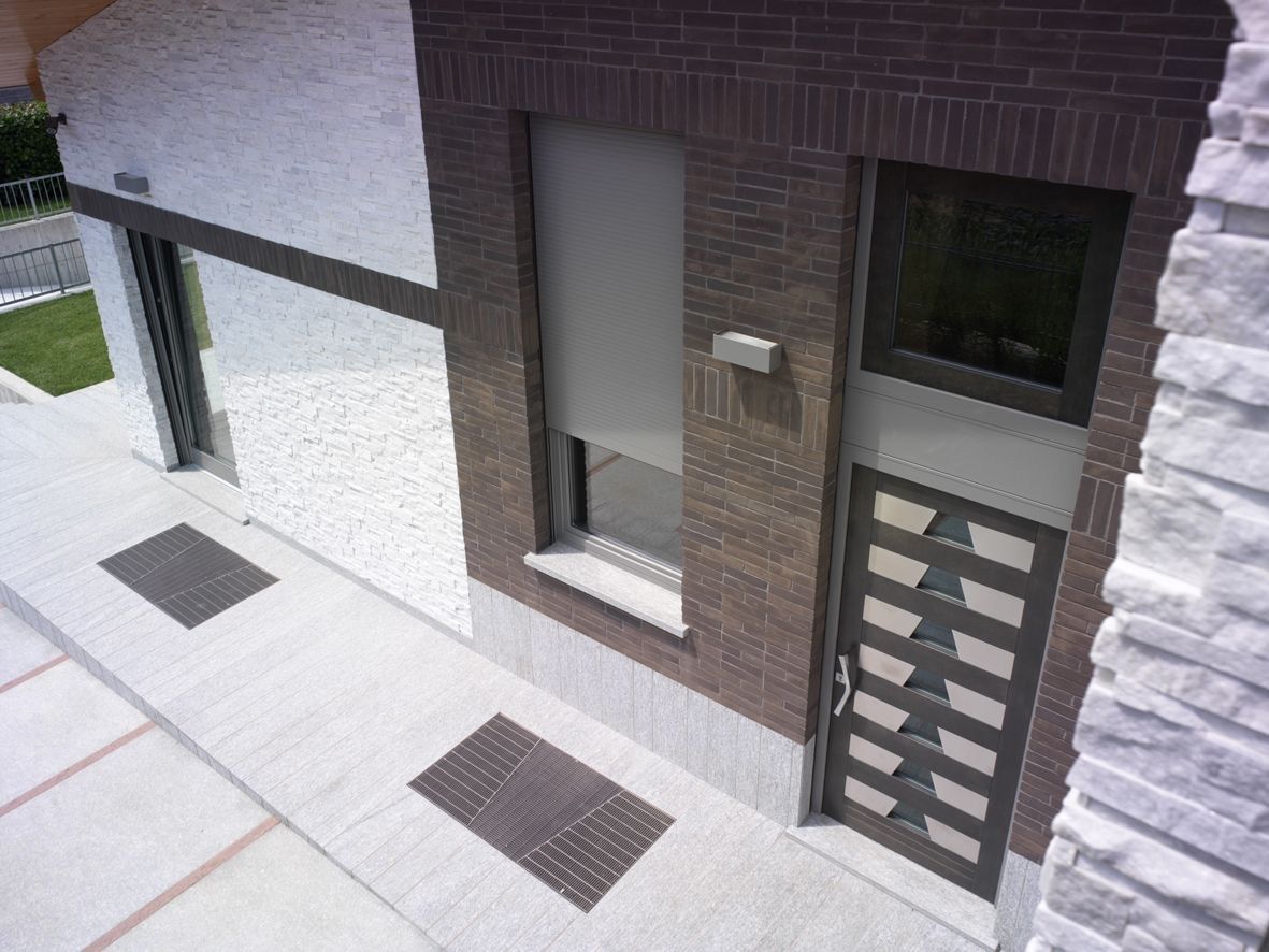 Наружная деревянная входная дверь со стеклянными панелями Carminati деревянные входные двери и двери ARCH-00065659 - Вид №5