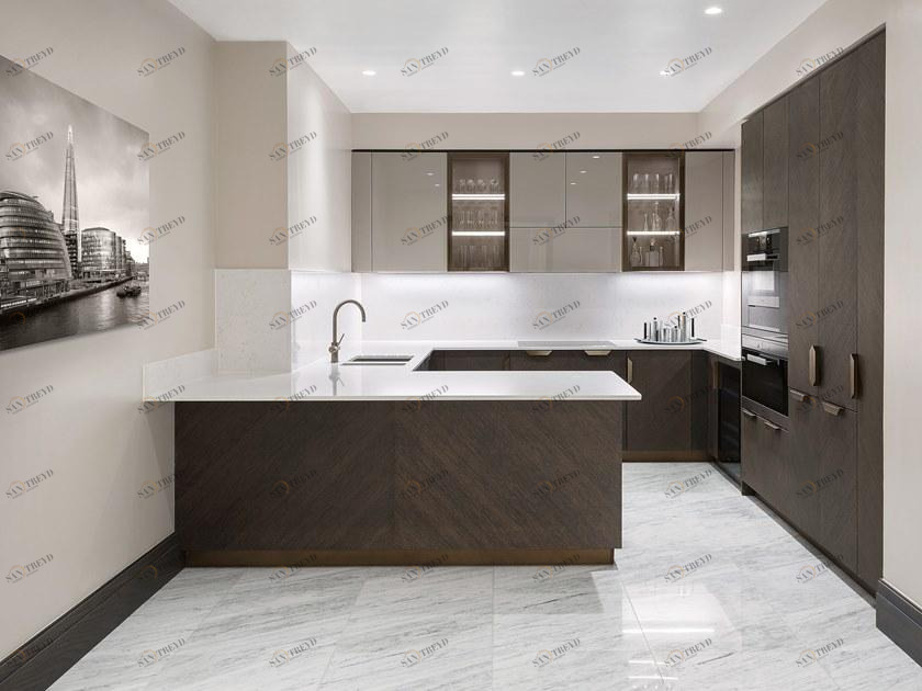 TM Italia Cucine Угловая кухня с полуостровом и колоннами D90 sun-id-1480262