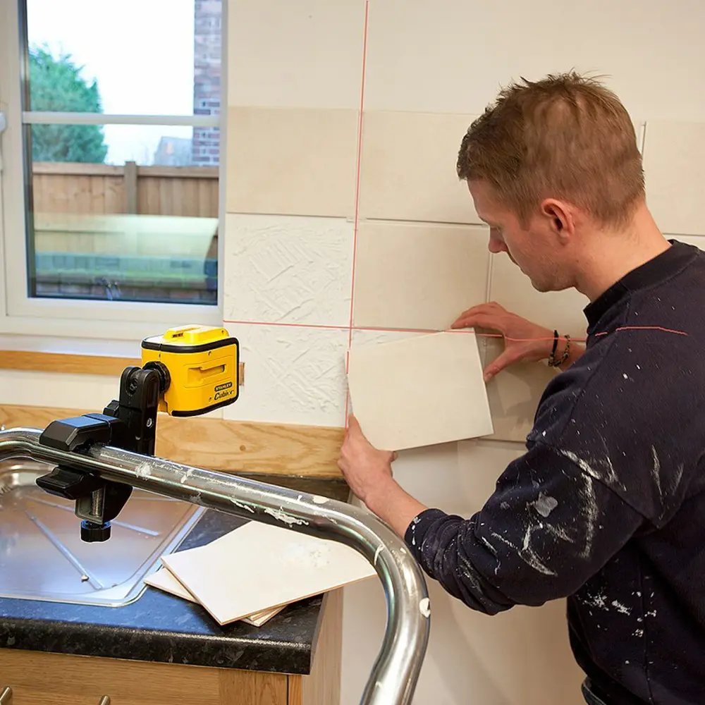 Уровень лазерный Stanley Cubix, дальность до 8 м STLM-2086935 - Вид №2