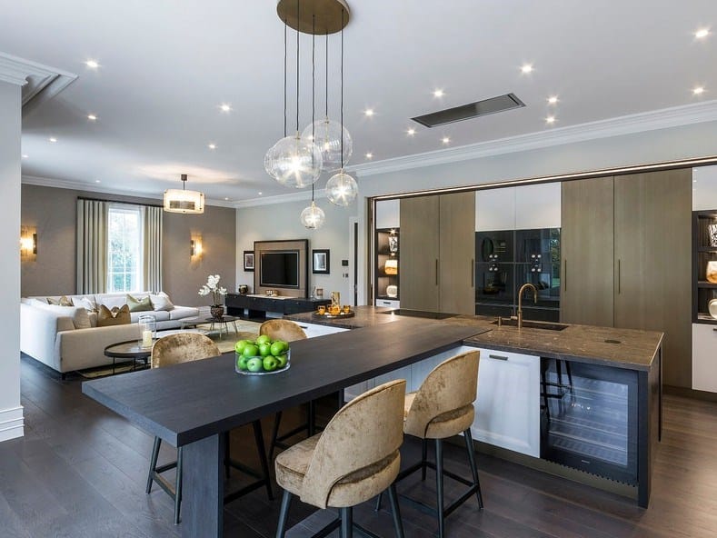 Кухня на заказ с рамными дверцами, выполненными по чертежу TM Italia Cucine D90 ARCH-00144296