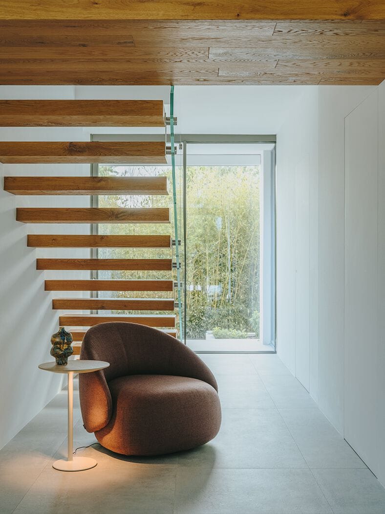 Круглый журнальный столик с USB-разъемом Lapalma LYT ARCH-00044863 - Вид №7