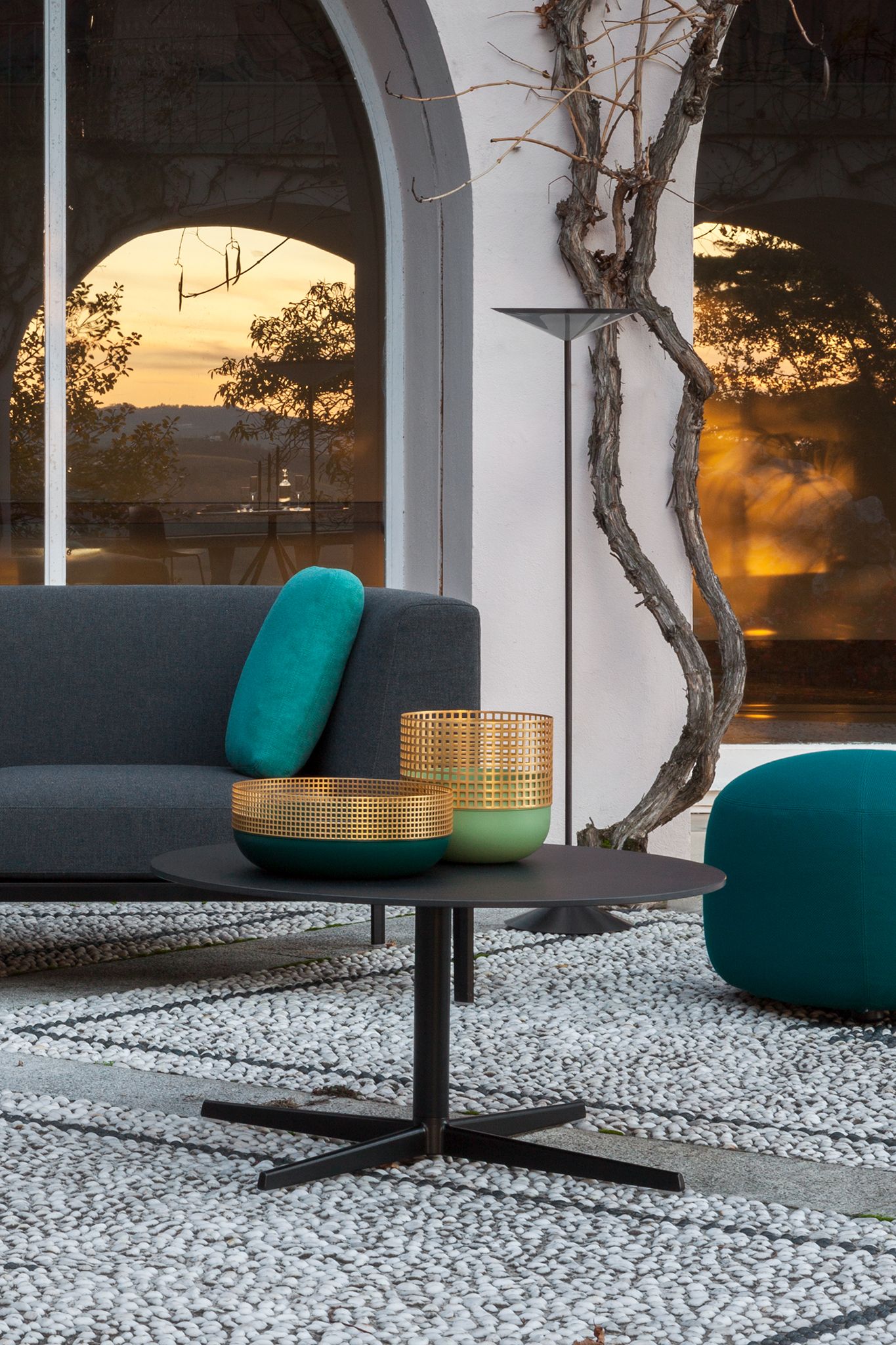 Круглый садовый столик Lapalma AUKI OUTDOOR ARCH-00058333 - Вид №2