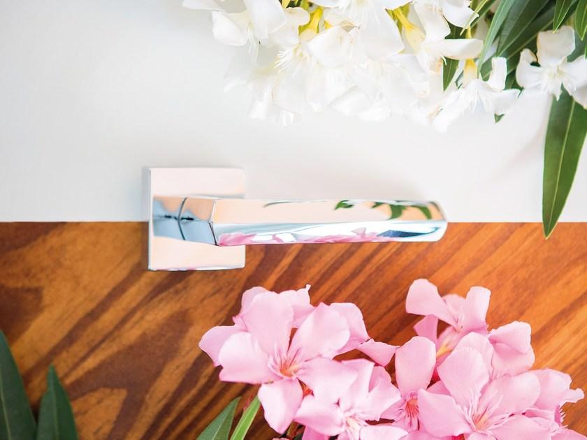 LINEA CALI' Металлическая ручка в классическом стиле на розетке с замком Dafne sun-id-1369636 - Вид №1