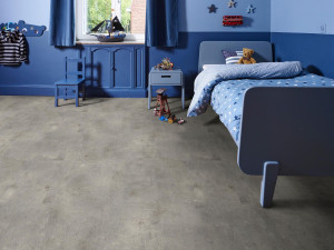 Противоскользящий виниловый пол с металлическим эффектом