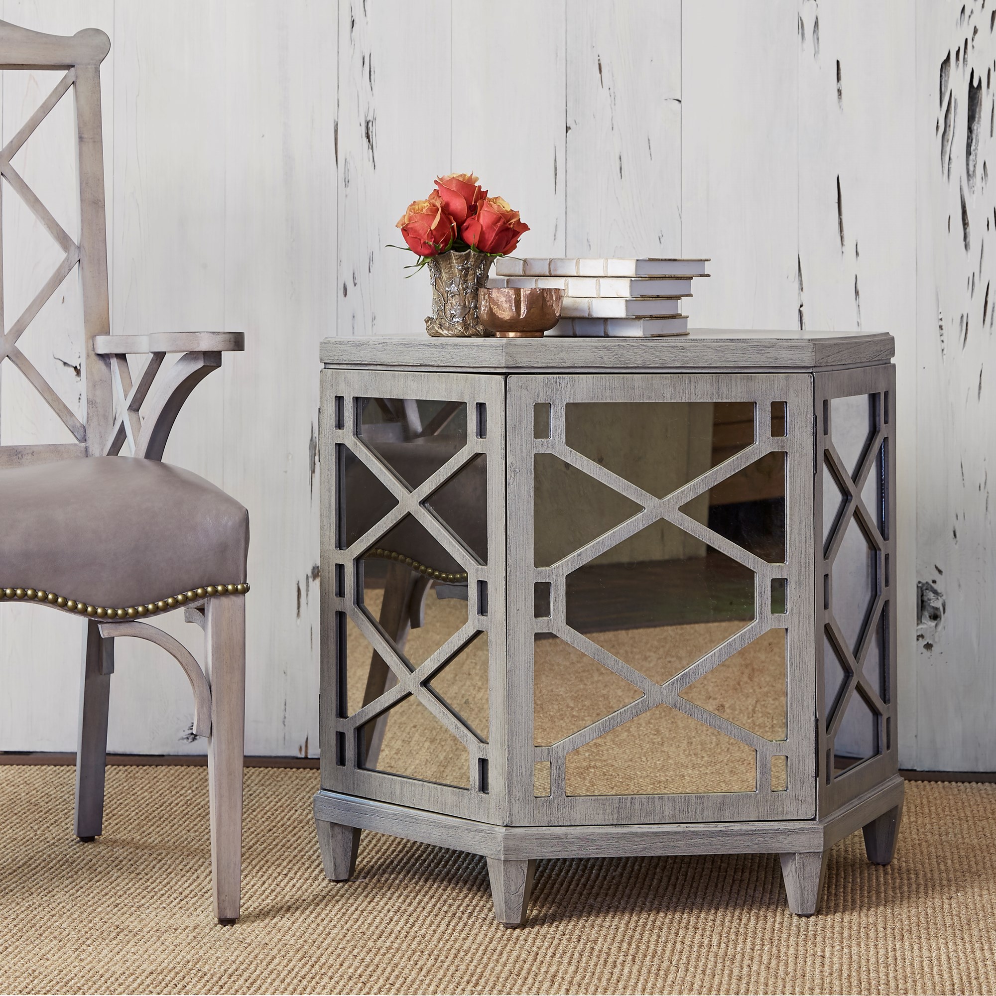 Тумбочка 27060-830-001 Nantucket Chest Ambella  - Вид №1