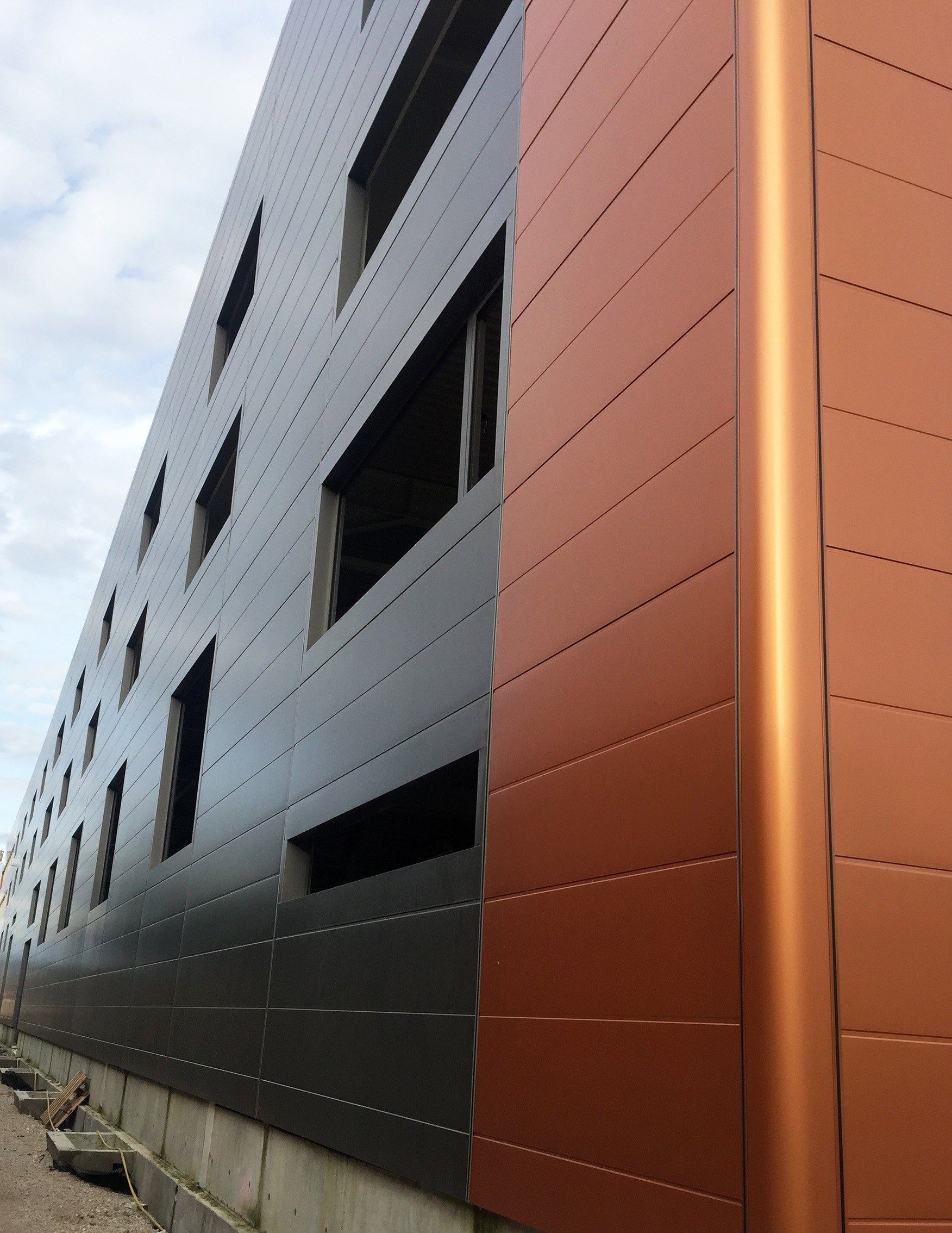 Изолированная металлическая панель для фасада ELCOM SYSTEM ТЕРМОПАРЕТЫ® ARCH-00037807 - Вид №165