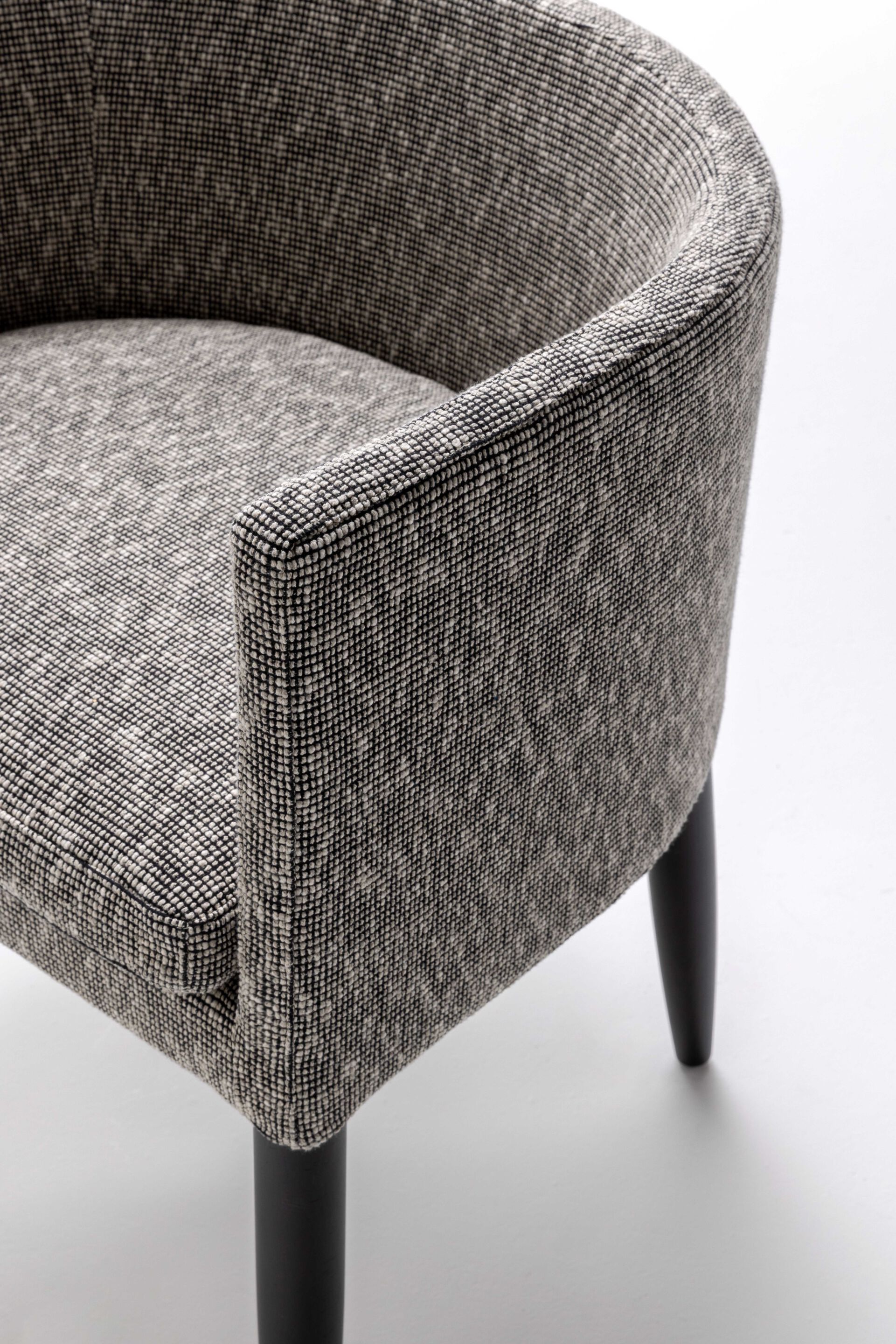 Тканевый стул с подлокотниками Living Divani OUZO ARCH-00072939 - Вид №1