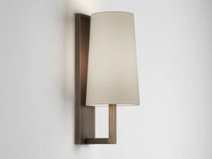 Astro Lighting Настенный светильник из алюминия и тканевый абажур