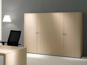 IFT Высокий офисный блок из фанерованной древесины с распашными дверями Electa