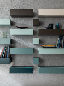 Деревянная полка