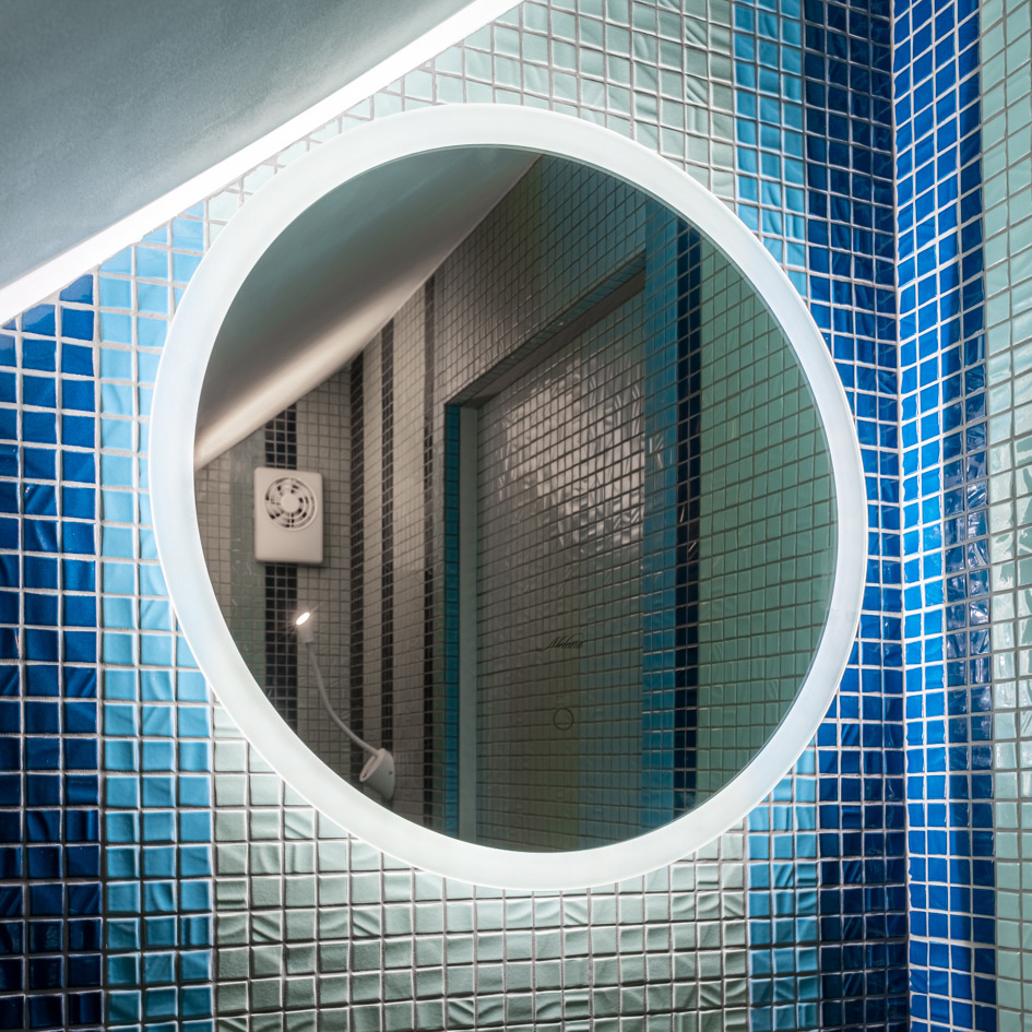 Зеркало с LED-подсветкой MELANA-600 (MLN-LED048)  - Вид №4