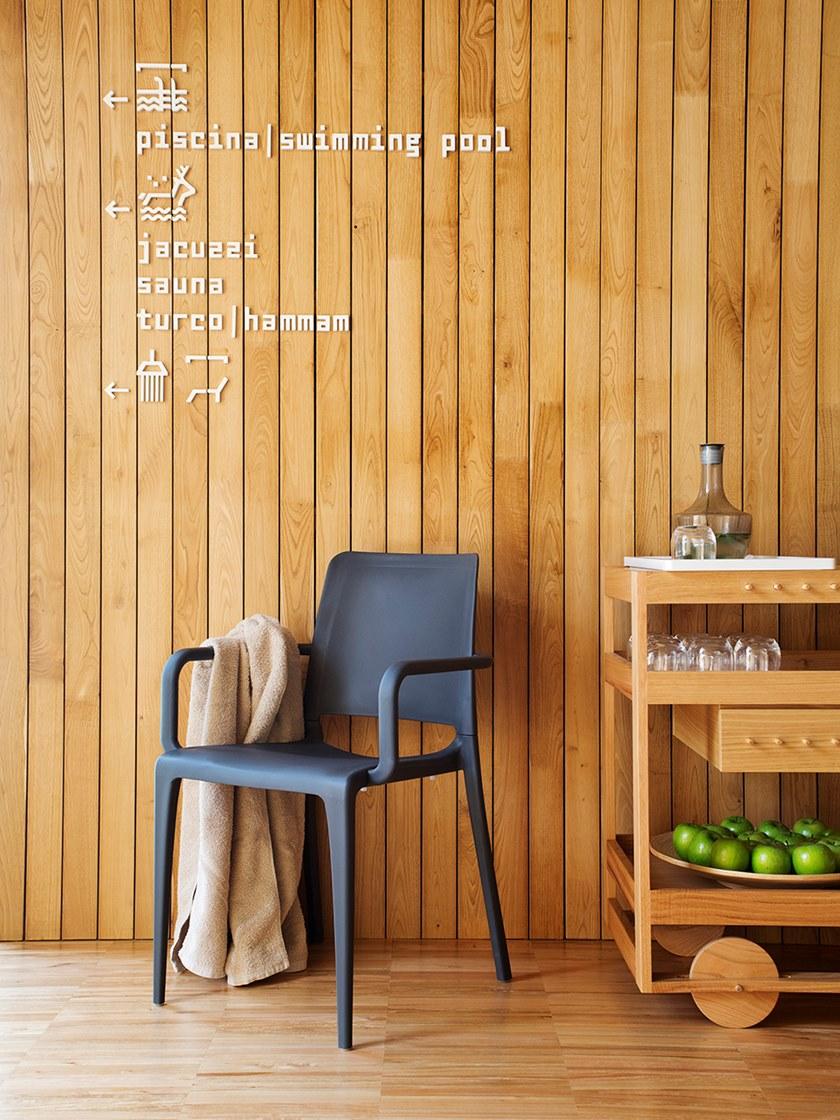 Ezpeleta Штабелируемый садовый стул из полипропилена с подлокотниками  Mn-hal00  - Вид №2