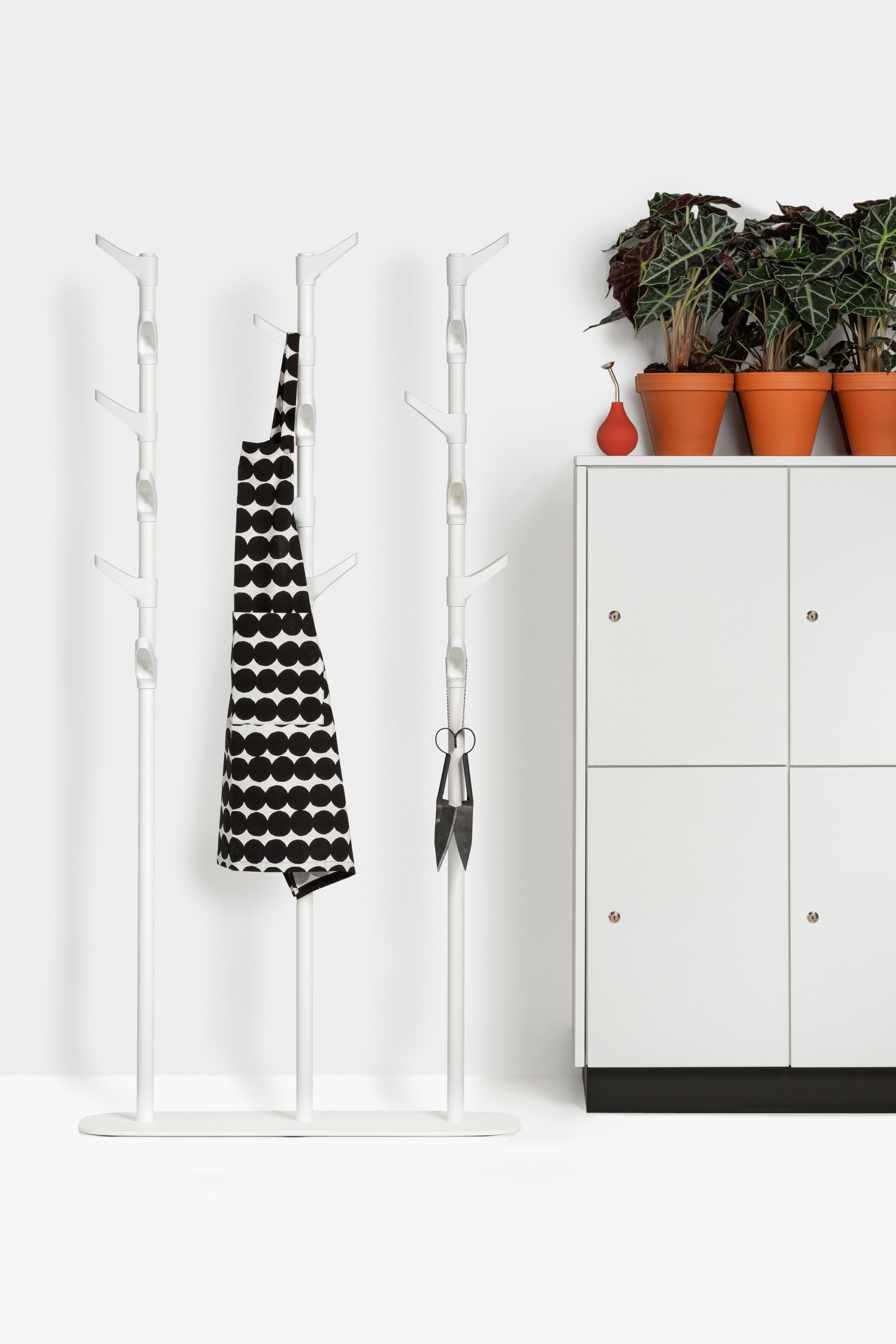 Стальная и пластиковая напольная вешалка FUNCTIONALS слайд ARCH-00035040 - Вид №29