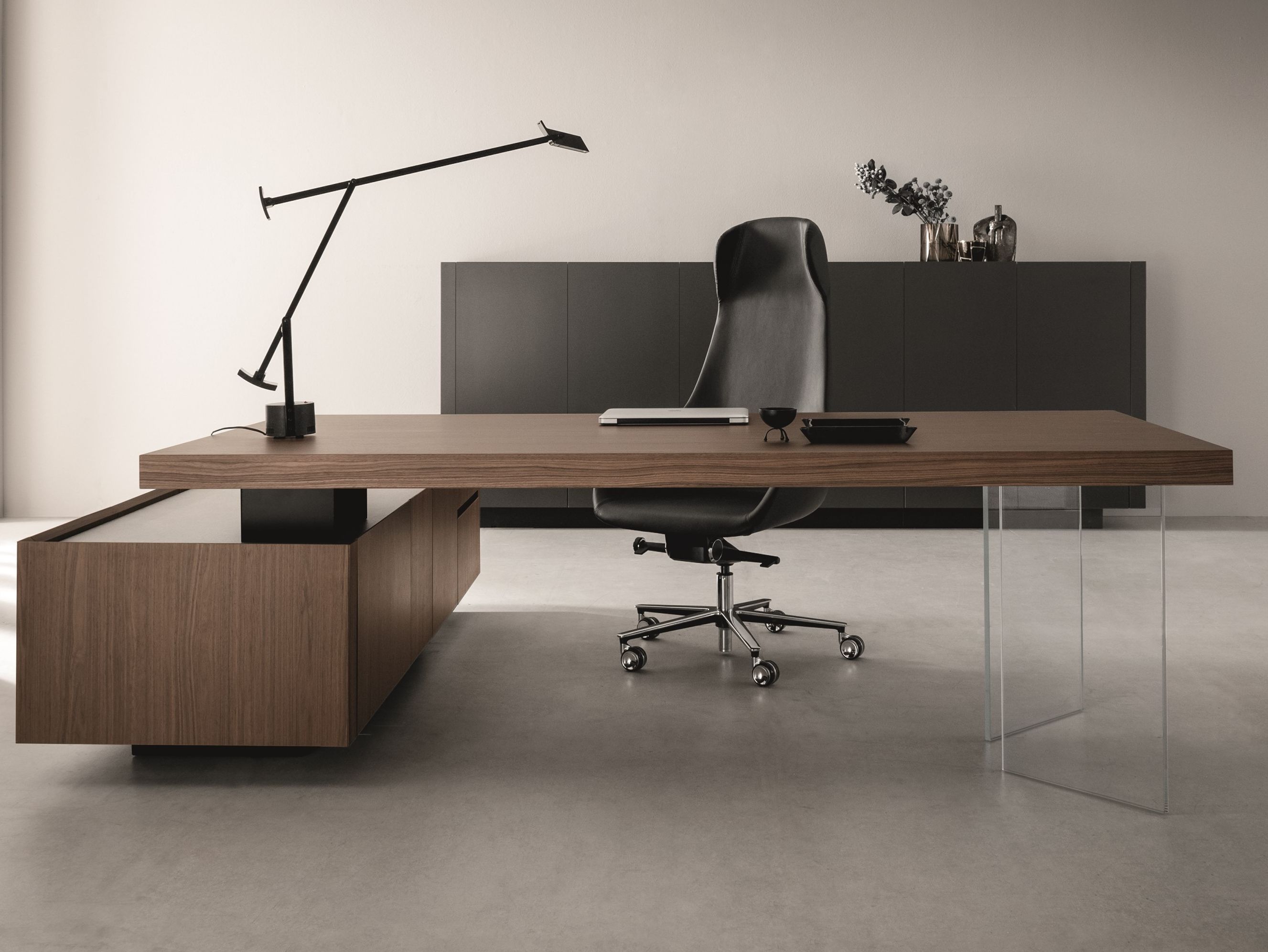 Прямоугольный деревянный угловой стол с ящиками Martex Kyo ARCH-00077142