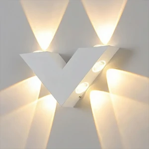91637271 Настенный светильник светодиодный влагозащищенный Flylight Qv690 теплый белый (желтый) свет цвет белый STLM-0934003