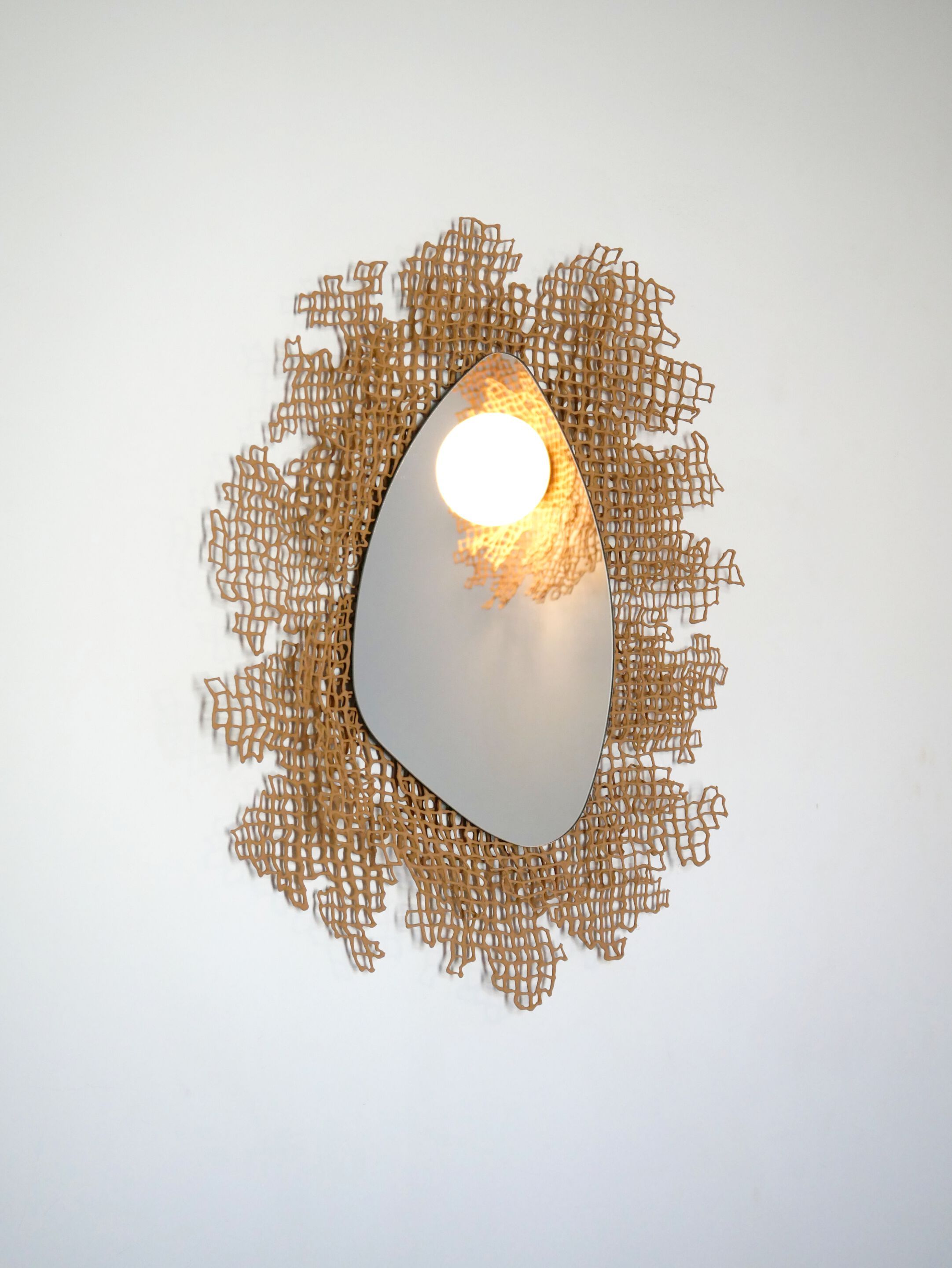 Настенное зеркало с глиняной рамой LO Contemporary Коралл ARCH-00116501 - Вид №3